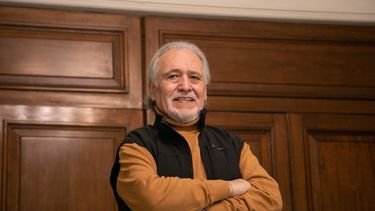 Pocho Sosa presenta Vuelvo en el Teatro Independencia