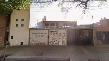 El Gobierno de Mendoza oficializó la entrega de dos inmuebles decomisados a la Dirección General de Escuelas. El Gobierno de Mendoza oficializó la entrega de dos inmuebles decomisados a la Dirección General de Escuelas.