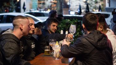 Día del Amigo en Mendoza con pocas reservas pero con buenas expectativas en bares y restaurantes