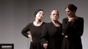 Sitio Andino | La casa de Bernarda Alba-PORTADA