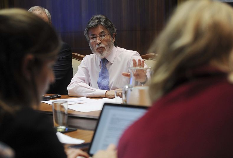 Se va a eliminar la fiscalización previa, anunció Abad de AFIP ante unos 300 empresarios.
