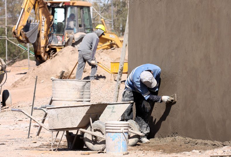 El costo de la construcción en Mendoza se encareció 7% y exige destinar más salarios por m2