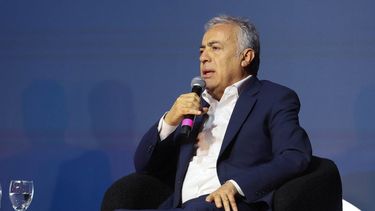 Alfredo Cornejo dijo que la CGT critica la reforma laboral para no quedar como antitrabajadora. Alfredo Cornejo dijo que la CGT critica la reforma laboral para no quedar como antitrabajadora.