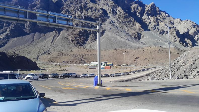 Paso Los Libertadores hoy: estado, horario y demoras para este lunes 16 de febrero.